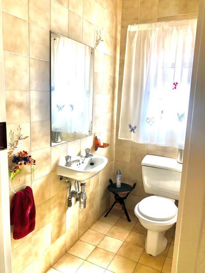 Thee View Otel Hartbeespoort Dış mekan fotoğraf